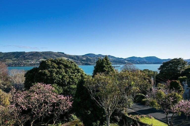 Photo of property in 18 Howard Street, Macandrew Bay, Dunedin, 9014
