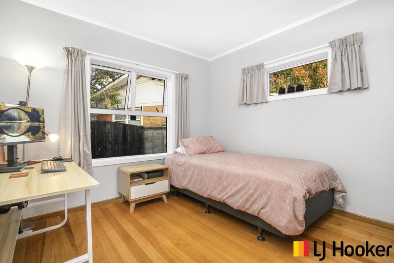 Photo of property in 18 Hill Crescent, Papakura, 2110