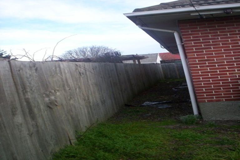 Photo of property in 83 Isleworth Road, Bishopdale, Christchurch, 8053