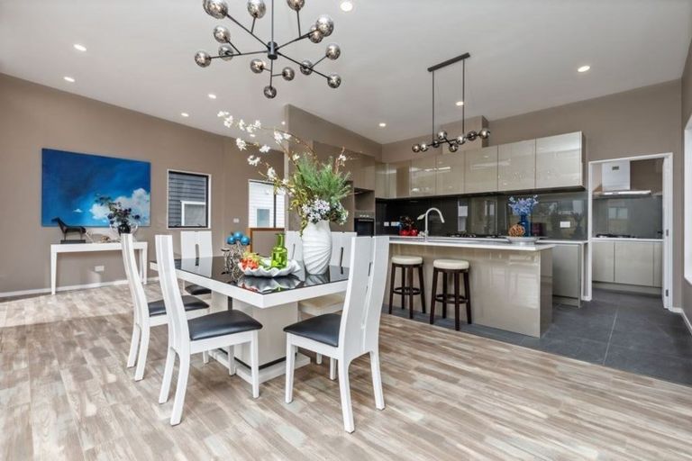 Photo of property in 29 Ascension Crescent, Orewa, 0931