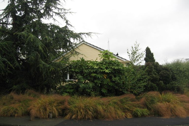 Photo of property in 9 Belfield Street, Dallington, Christchurch, 8061