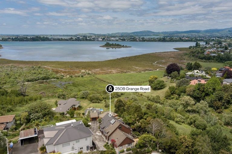 Photo of property in 250b Grange Road, Otumoetai, Tauranga, 3110