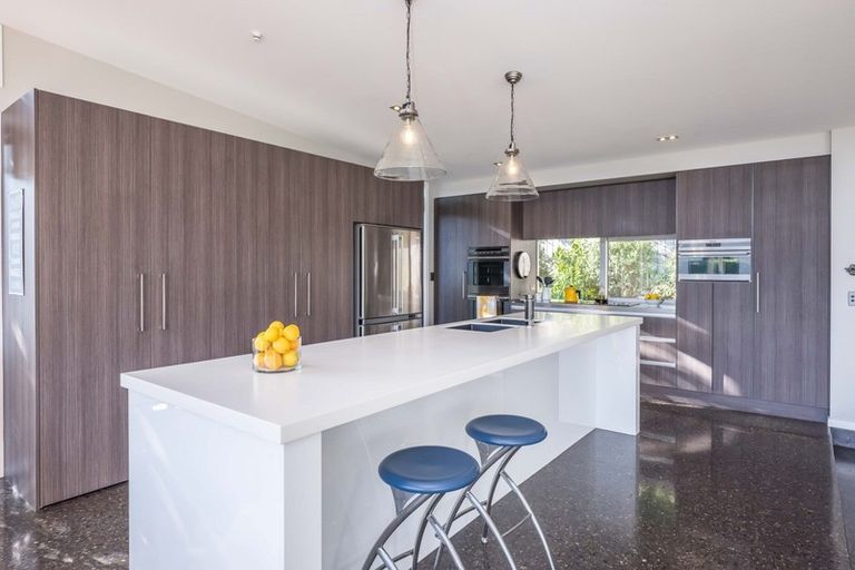 Photo of property in 74 Nimmo Avenue East, Waikanae, 5036