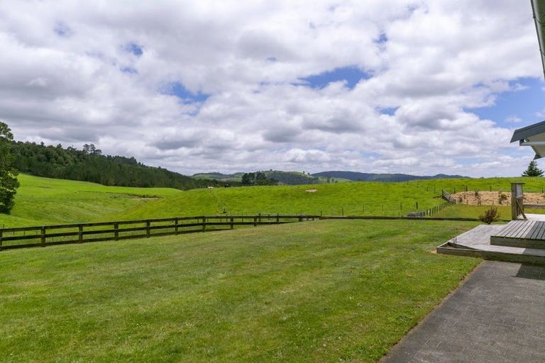 Photo of property in 22 Valley View Lane, Oruanui, Taupo, 3384