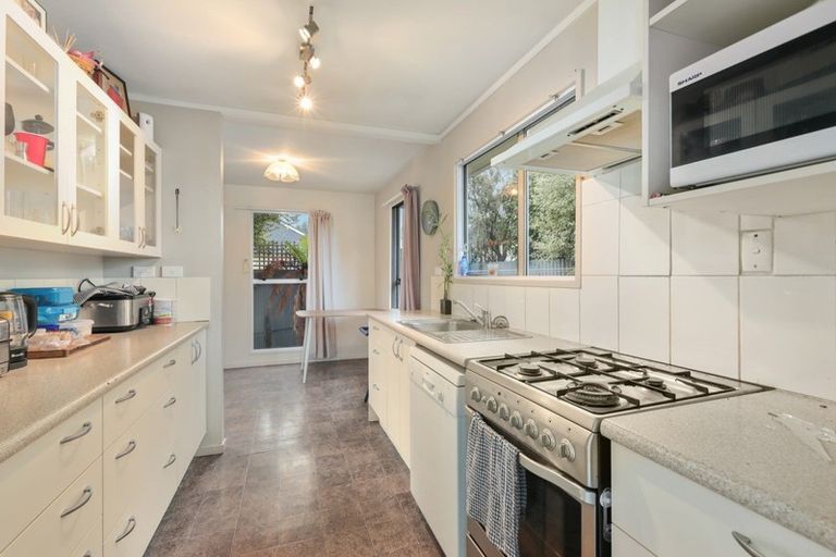 Photo of property in 35a Kuaka Crescent, Bromley, Christchurch, 8062