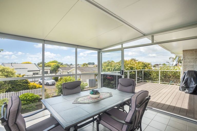 Photo of property in 13 Julian Place, Westown, New Plymouth, 4310