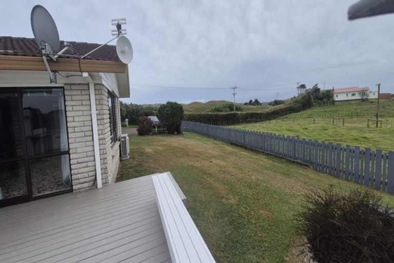 Photo of property in 452 Kohekohe Karioitahi Road, Karioitahi, Waiuku, 2683