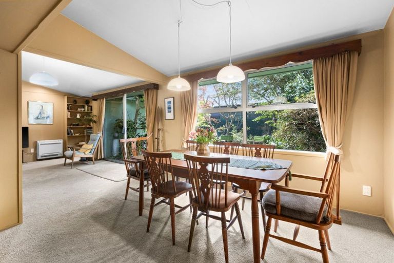 Photo of property in 12b Saint Hill Lane, Havelock North, 4130