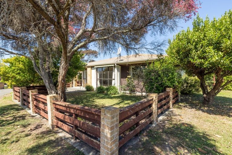 Photo of property in 1/2 Bill Ashcroft Grove, Havelock North, 4130