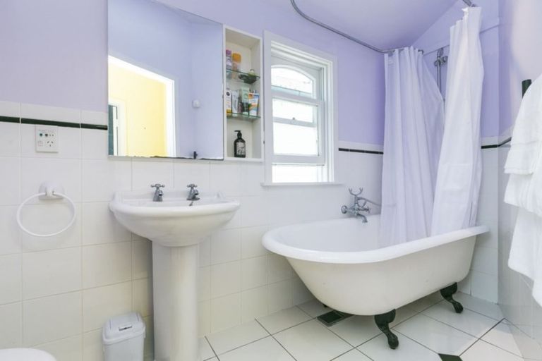 Photo of property in 360 Tinakori Road, Thorndon, Wellington, 6011