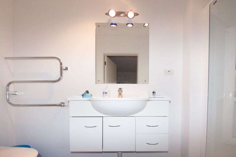 Photo of property in 6 Myers Grove, Churton Park, Wellington, 6037