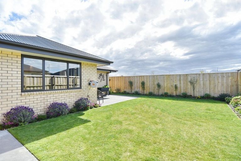 Photo of property in 36 Pakohe Street, Pegasus, 7612