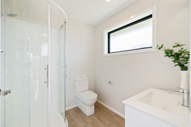 Photo of property in 15 Johnson Avenue, Amberley, 7410