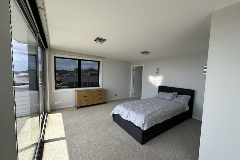 Photo of property in 276 Lake Road, Hauraki, Auckland, 0622