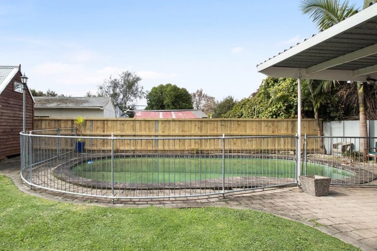 Photo of property in 2 Edinburgh Road, Hillcrest, Hamilton, 3216