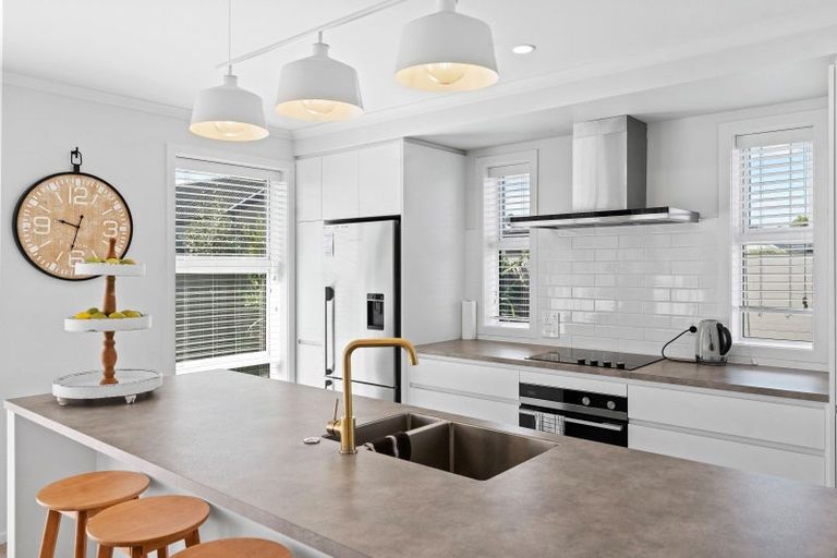 Photo of property in 1 Peony Drive, Greytown, 5712