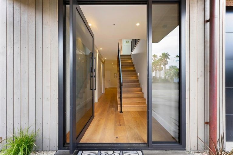 Photo of property in 8 Lagoon Way, Omaha, 0986