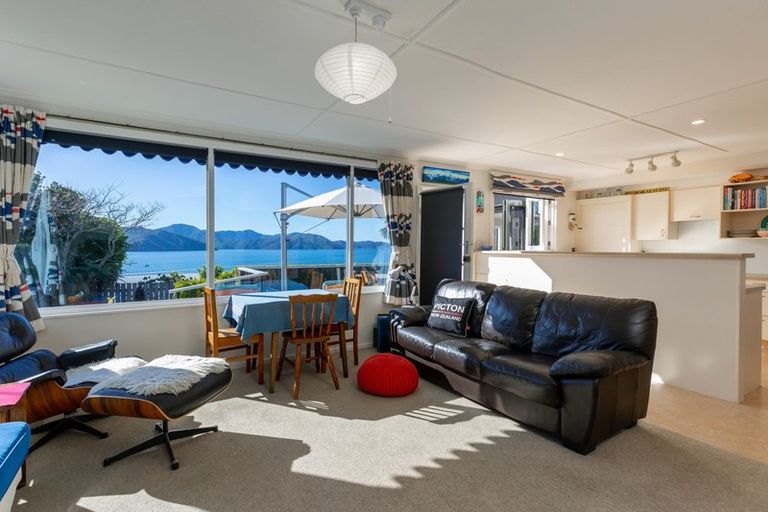 Photo of property in 313 Port Underwood Road, Whatamango Bay, Picton, 7281