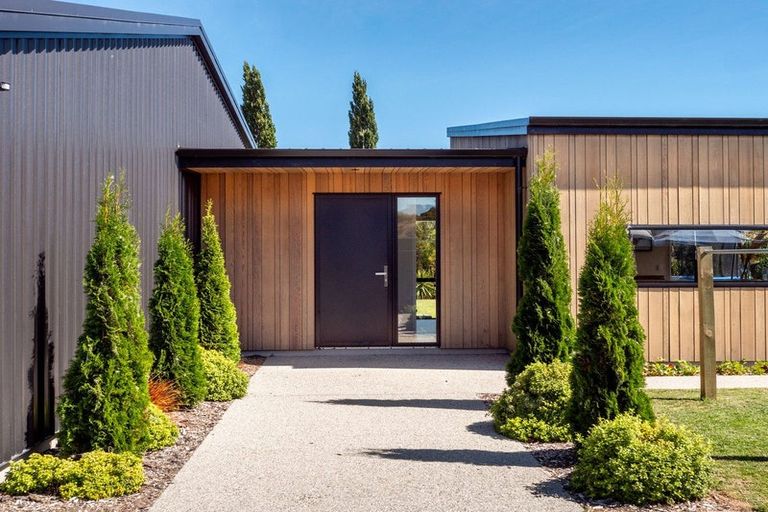 Photo of property in 29 Headley Drive, Lower Shotover, Queenstown, 9304