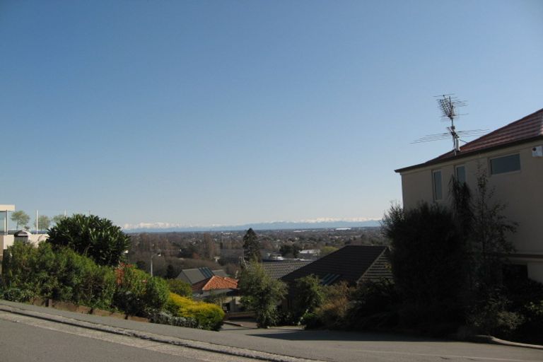 Photo of property in 23a Overdale Drive, Cashmere, Christchurch, 8022