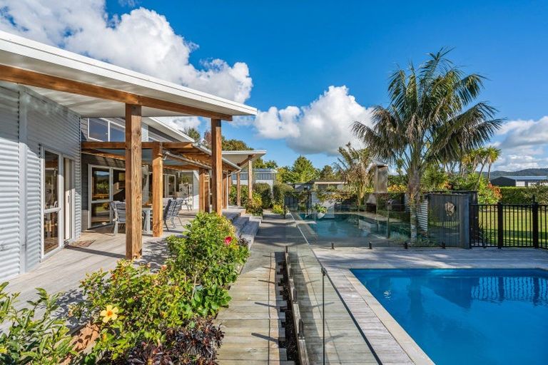 Photo of property in 650 One Tree Point Road, Ruakaka, Whangarei, 0171