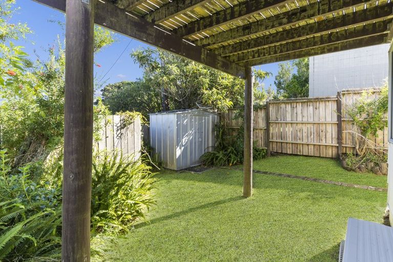Photo of property in 4/7 Balmain Road, Birkenhead, Auckland, 0626
