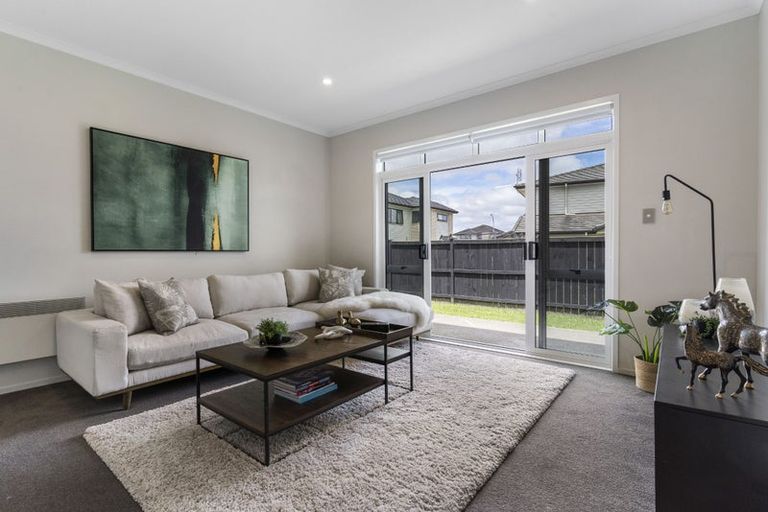 Photo of property in 15 Turua Rise, Karaka, Papakura, 2113