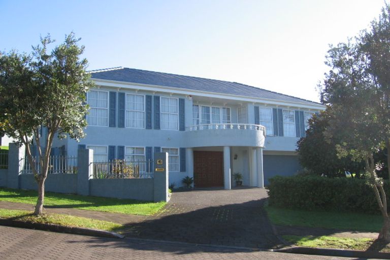 Photo of property in 14 Marguerita Place, West Harbour, Auckland, 0618