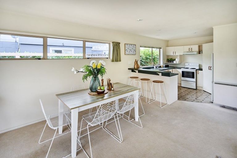 Photo of property in 24a Tui Road, Raumati Beach, Paraparaumu, 5032