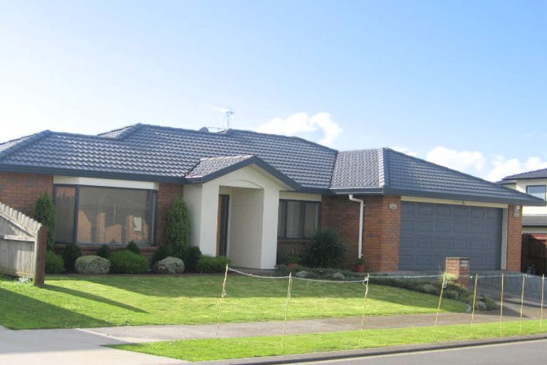 Photo of property in 10 Shankill Place, East Tamaki, Auckland, 2013