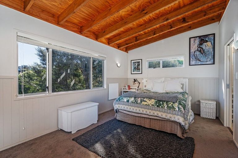Photo of property in 10 Rabbit Way, Whitianga, 3510