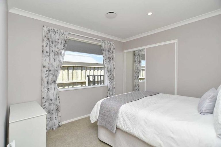 Photo of property in 21 Tutton (pvt) Mews, Rangiora, 7400