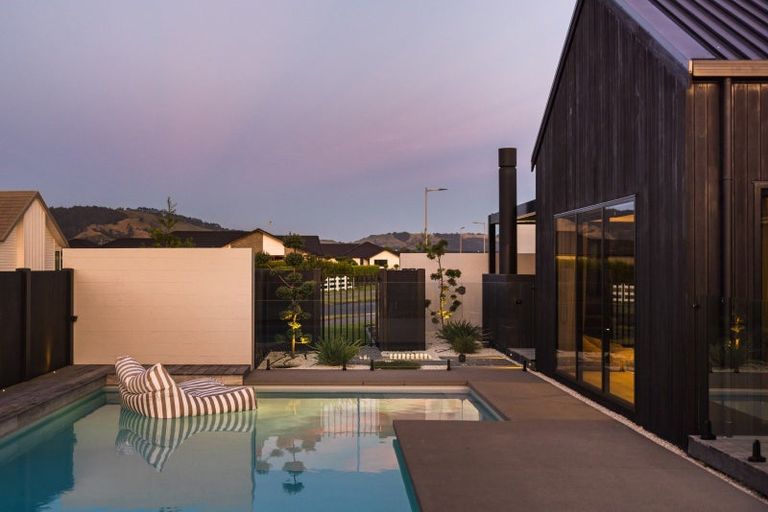 Photo of property in 13 Mike Smith Drive, Cambridge, 3434