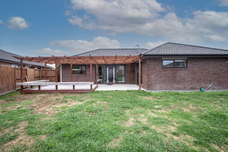 Photo of property in 5 Waltham Place, Rototuna North, Hamilton, 3210