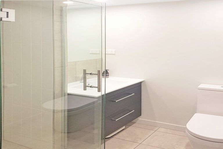 Photo of property in Vsp South, 702/166 Victoria Street, Te Aro, Wellington, 6011