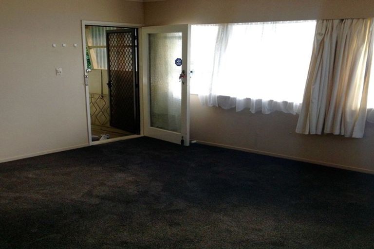 Photo of property in 3/63 Alfriston Road, Manurewa East, Auckland, 2102