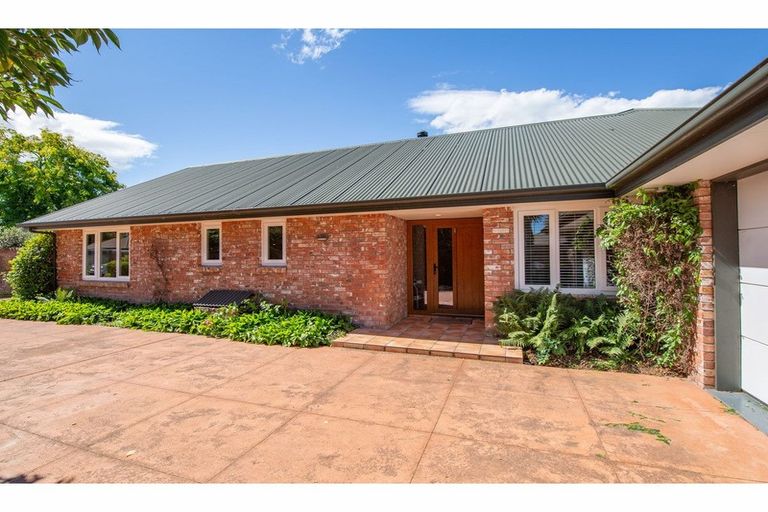 Photo of property in 30 Taranaki Drive, Woodend, 7610