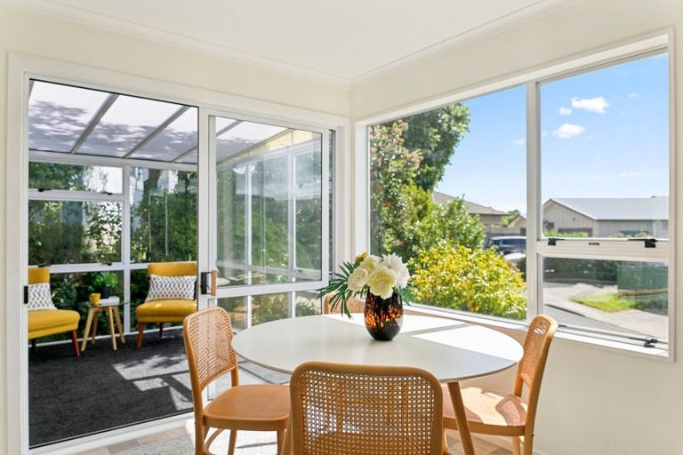 Photo of property in 27 Turriff Crescent, Tawa, Wellington, 5028