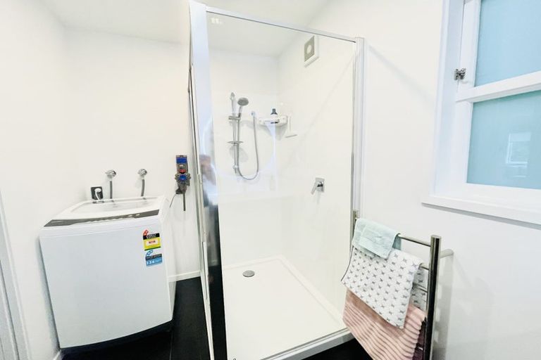 Photo of property in 5/147 Glenmore Street, Kelburn, Wellington, 6012