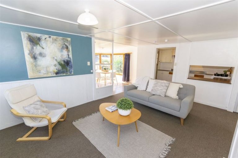 Photo of property in 4 Domain Terrace, Waikuku Beach, 7473