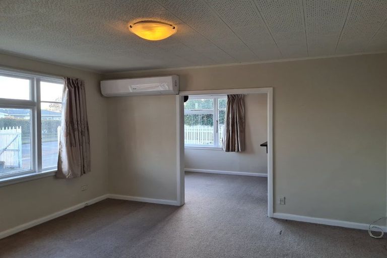 Photo of property in 16 Suva Street, Upper Riccarton, Christchurch, 8041