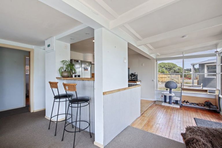 Photo of property in 30 Holton Road, Amberley, 7481