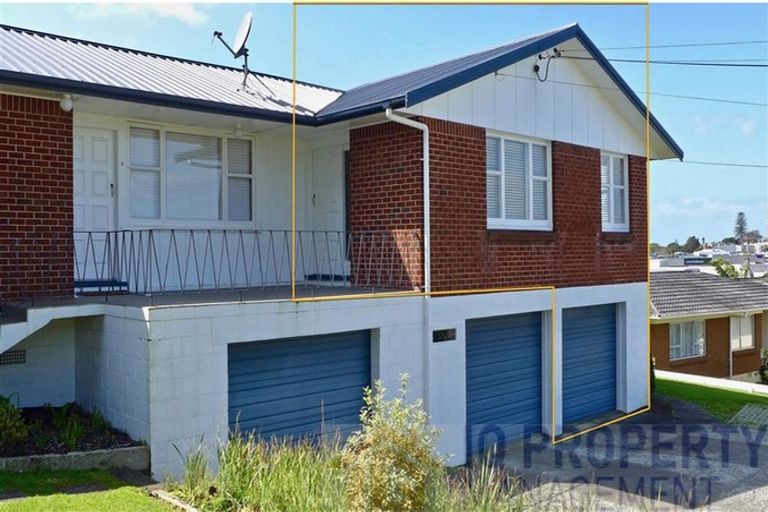 Photo of property in 1/15 East Coast Road, Milford, Auckland, 0620