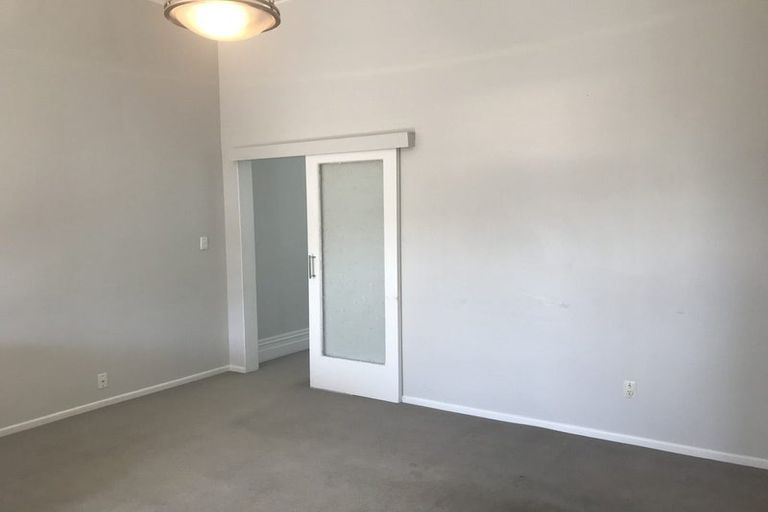 Photo of property in 125 Wallace Street, Mount Cook, Wellington, 6021