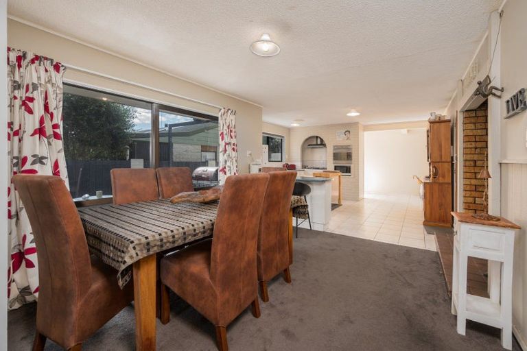 Photo of property in 7 Gilmour Place, Taradale, Napier, 4112