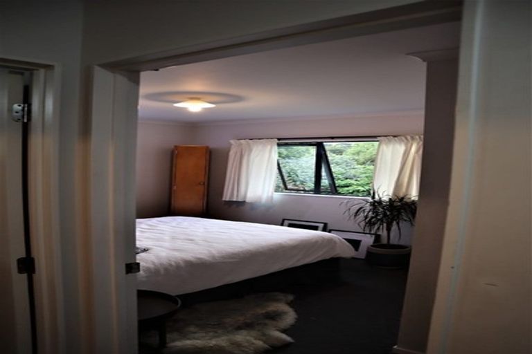 Photo of property in 10 Hinau Street, New Lynn, Auckland, 0600