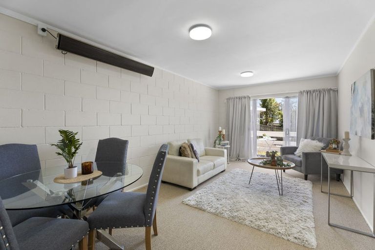 Photo of property in 5/23 Orams Road, Hillpark, Auckland, 2102