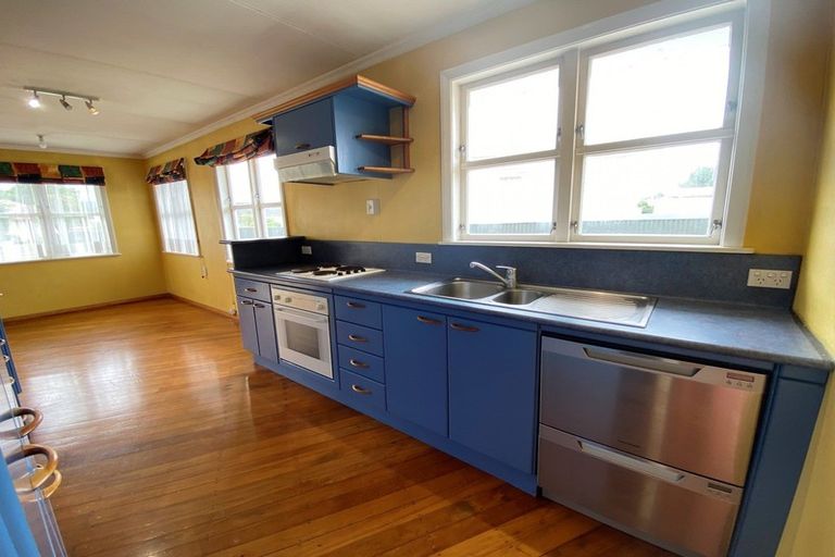 Photo of property in 11 Claudius Street, Dannevirke, 4930