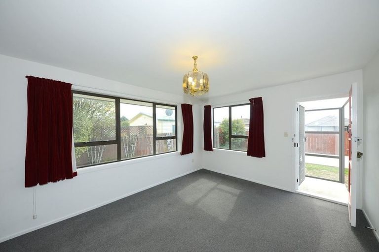 Photo of property in 16a Ottawa Road, Wainoni, Christchurch, 8061