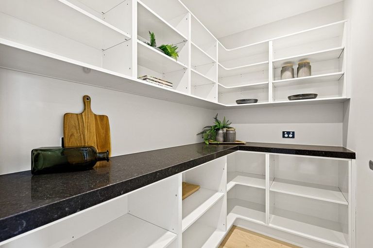 Photo of property in 20 Waititiro Rise, Stanmore Bay, Whangaparaoa, 0932